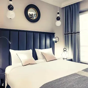 Mercure Arc De Triomphe Wagram 4* París